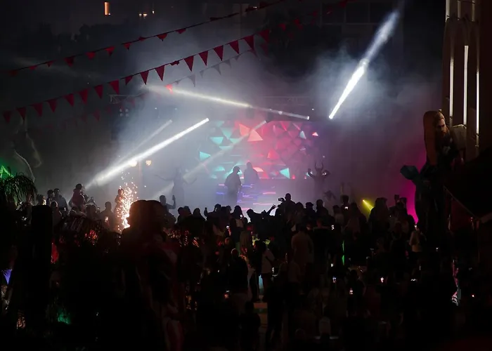 Semesteranläggning (resort) Oz Premium