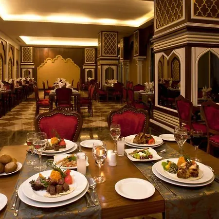 Oz Premium Resort Side