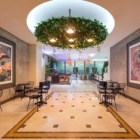 Oz Premium Resort Side